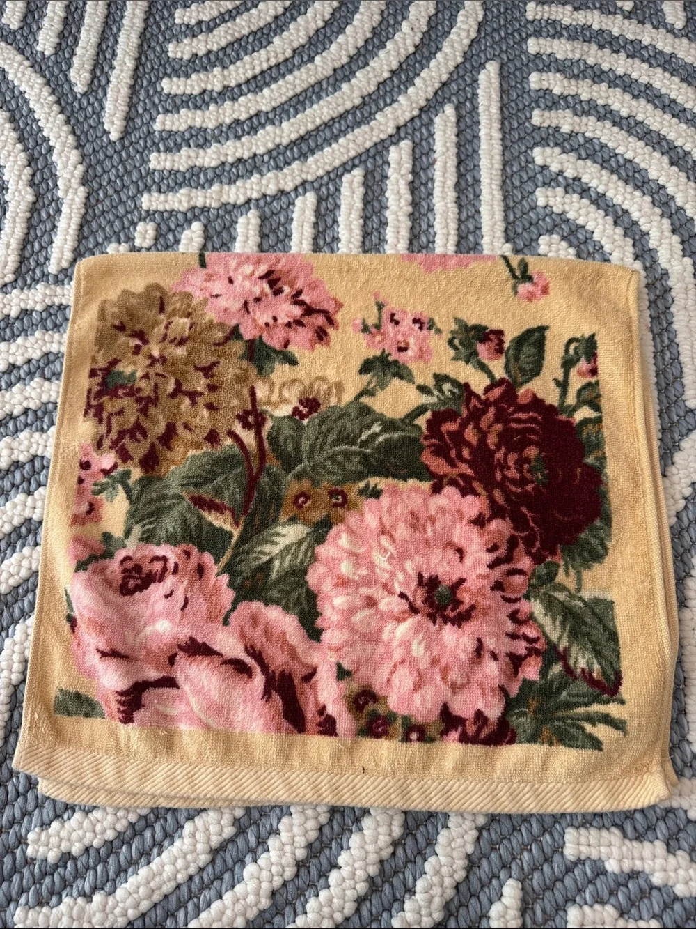 Vintage Ralph Lauren Floral Hand Towel Cottagecore Pink dahlia Garden Textile